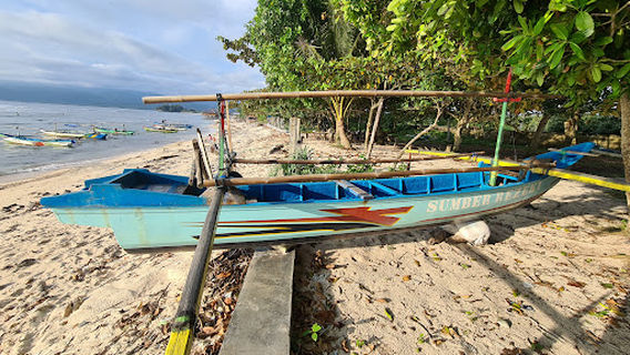 Labuhan Jukung Beach Club