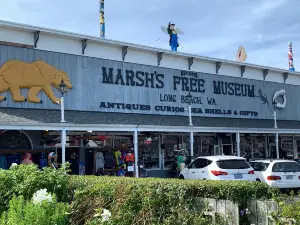 Marsh's Free Museum
