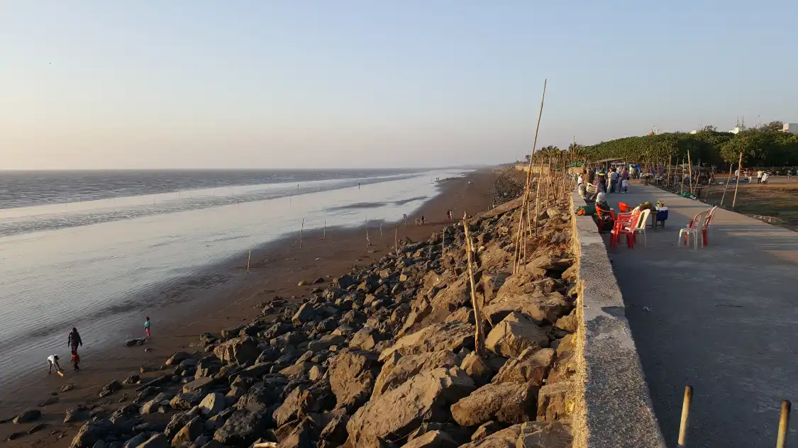 Hotels near Tithal Beach