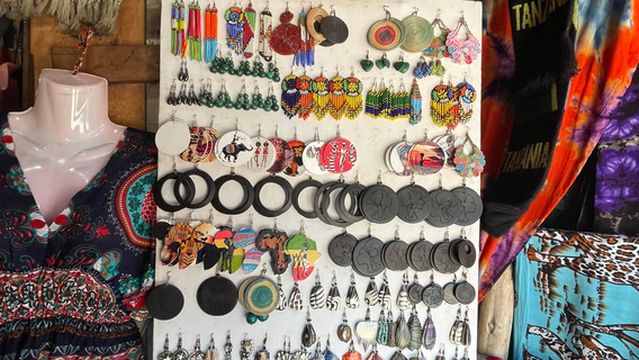 MWENGE WOODCAVERS MARKET