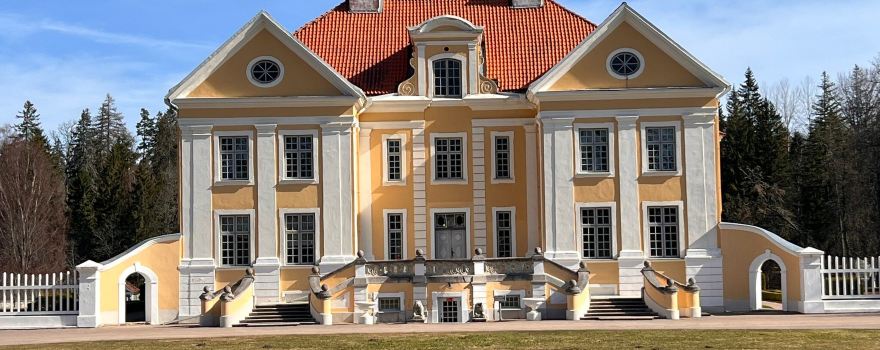 Palmse manor-air museum