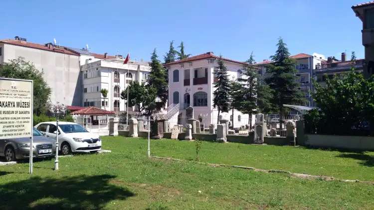 Các khách sạn gần Sakarya Museum