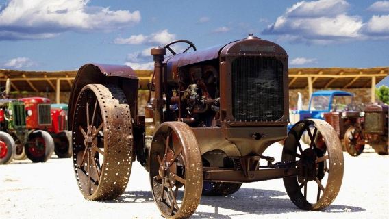 Tractor Story