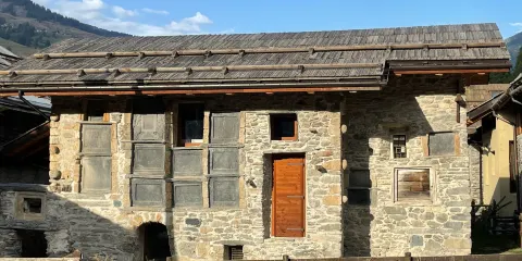 Casa Delle Lapidi