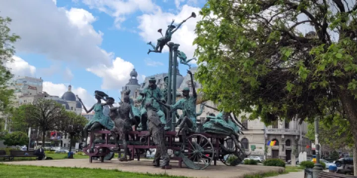 Ion Luca Caragiale Statue