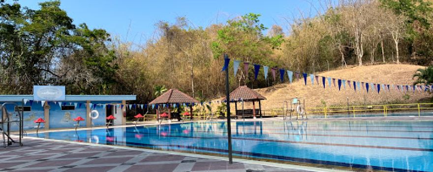Kolam Renang Townsite PT. AMNT