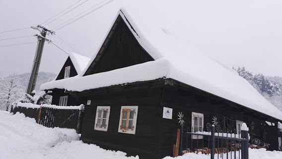 Chalúpka marikovských tradícií