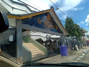 Masjid Besar Darusalam Lape