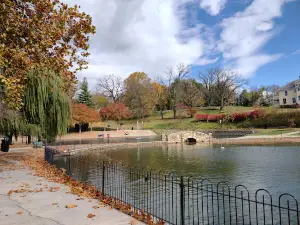 Lake Spring Park