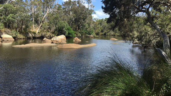 Albany Happy Days Caravan Park