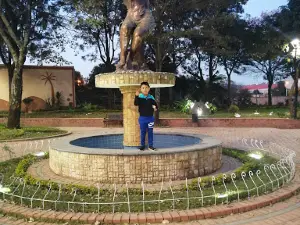 Plaza "El Porvenir"
