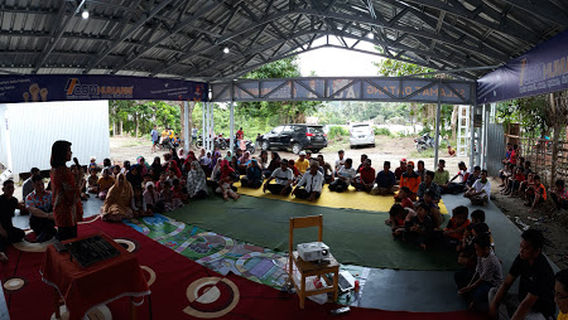 Lapangan Desa Enu
