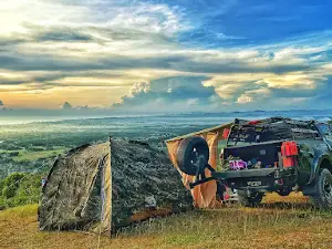 Puncak Bukit Maras