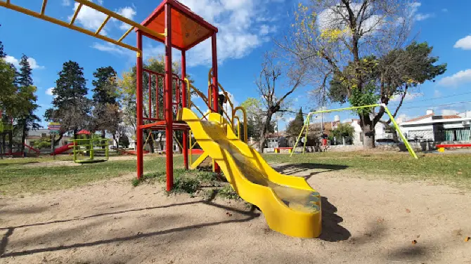 Infantil Municipal "Maestro Butori" Park