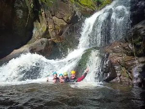 Quercy Aventure Canyoning Speleo Via ferrâta Escalade Randonnée figeac Lot
