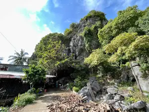 Mo So Cave