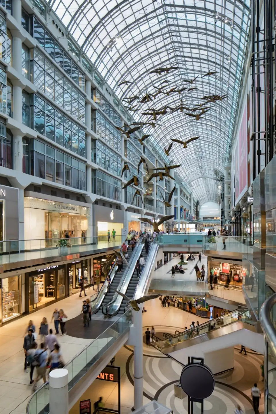 2_CF Toronto Eaton Centre