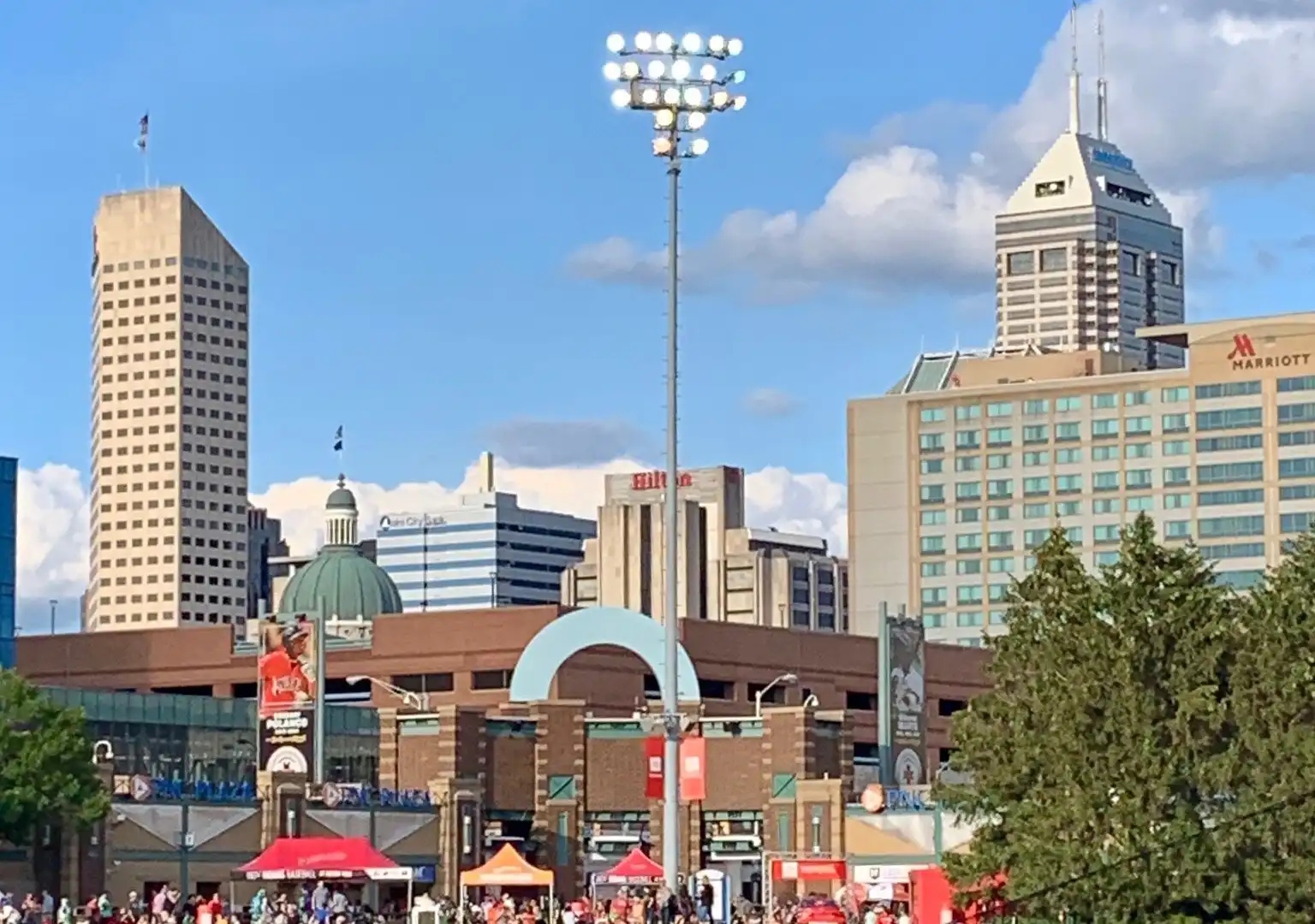 Hotels near Victory Field