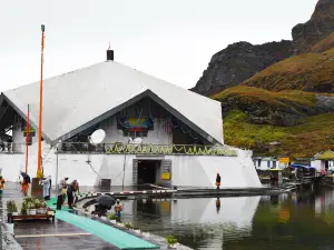 Sri Hemkund Sahib