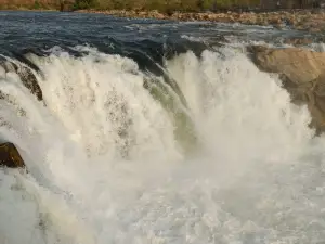 Dhuandhar Waterfall