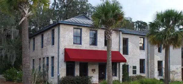 Hotels in Darien