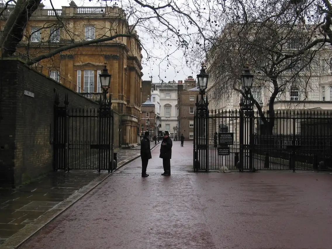 Hotels near 8 Cleveland Row
