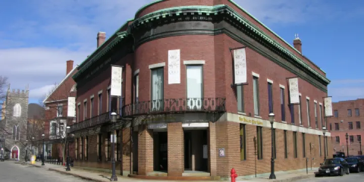 The New England Quilt Museum