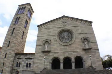 IGLESIA NUESTRA SEÑORA DE LA CHIQUINQUIRA