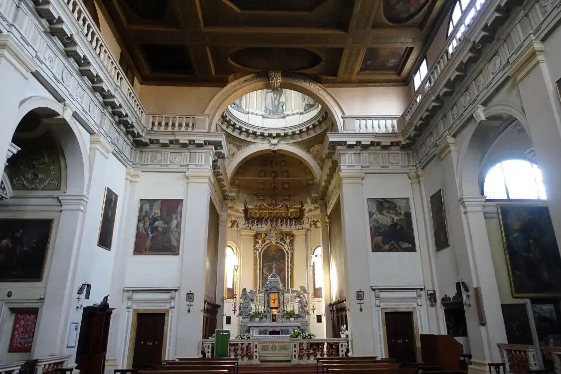 Hotel in zona Chiesa e Pinacoteca di S. Tommaso Becket