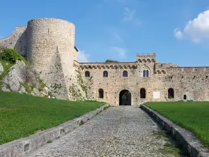 Castello di Bovino