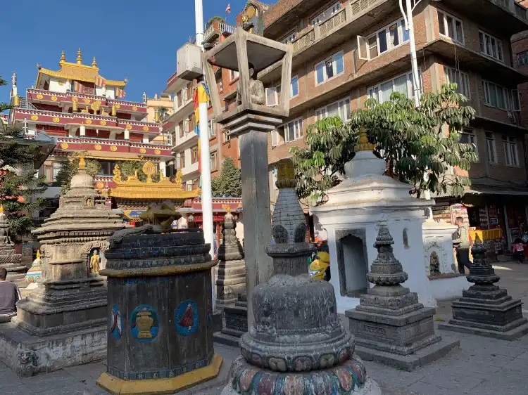Hotels near Kathesimbu Stupa