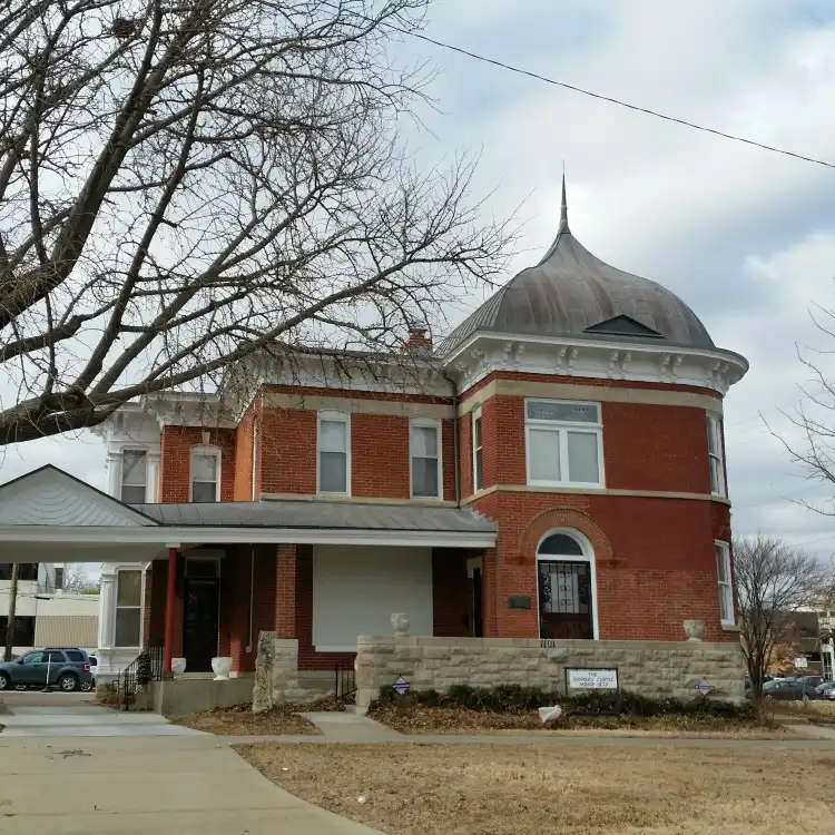 Hotels near Charles Curtis House Museum