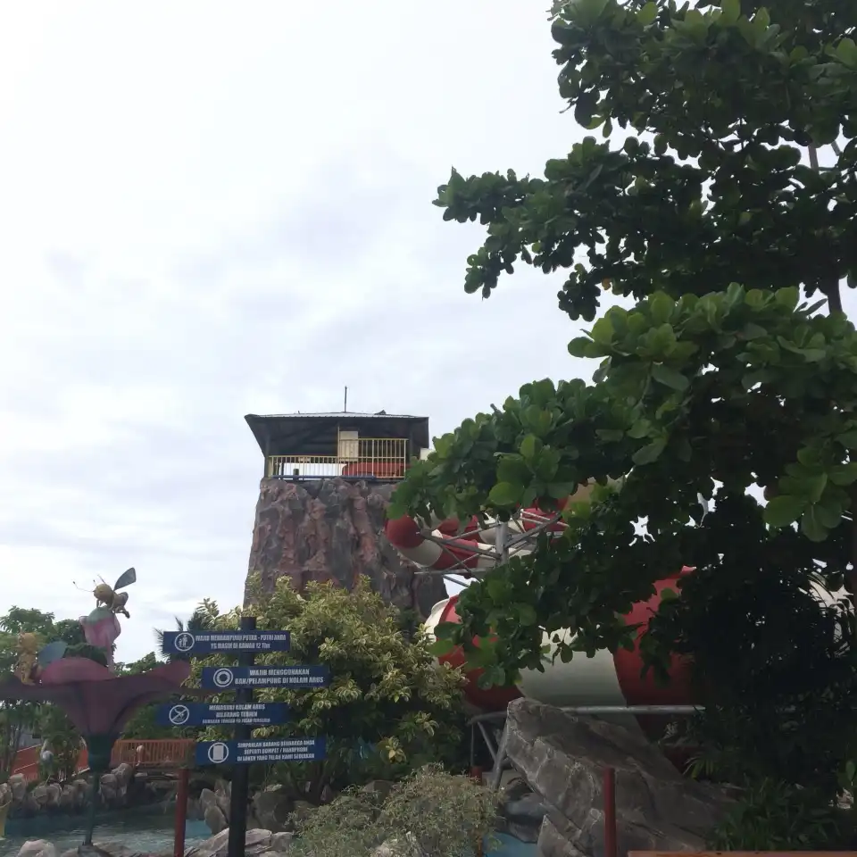 4_Wonderland Adventure WaterPark Galuh Mas