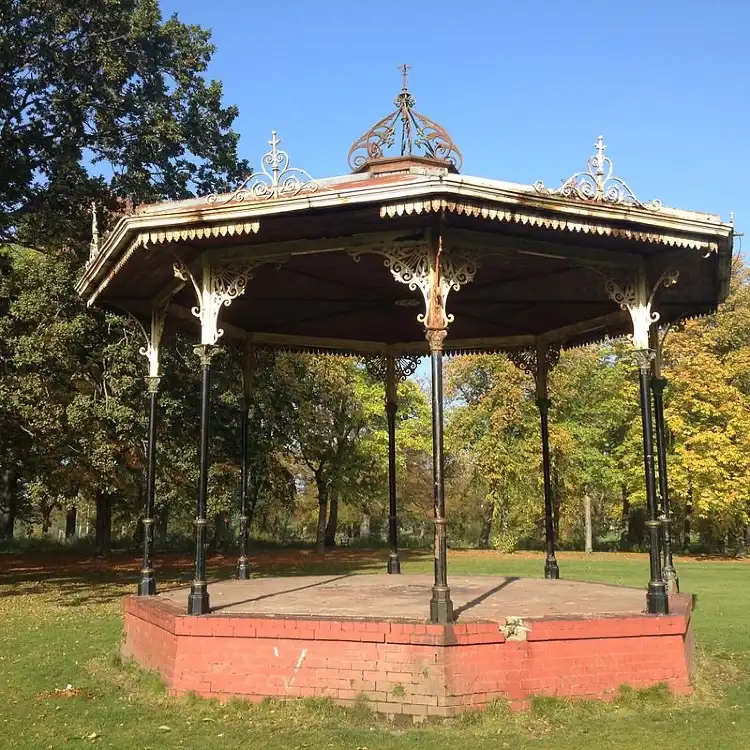 Hotels near Bothwell Rd Park