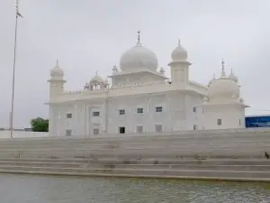 Gurudwara Chilla Sahib