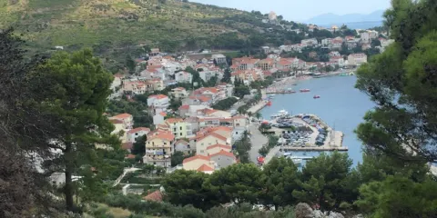 Seagull Wings Monument
