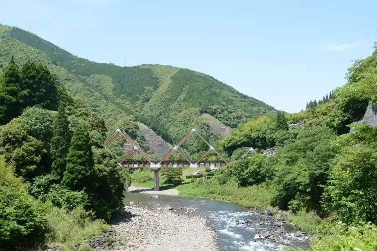 Hotels in Nishimera