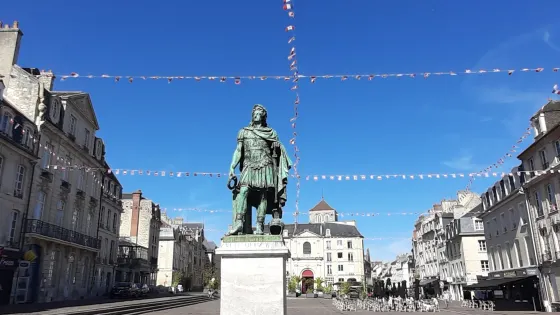 Place Saint-Sauveur