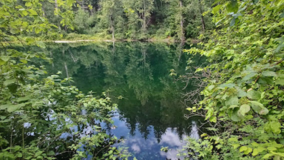 Tweedsmuir ( South) Provincial Park - Fisheries Pool Campground