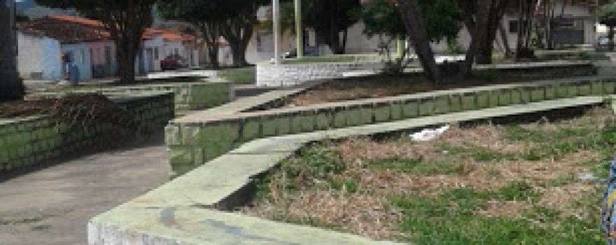 Praça Emanuel Vargas