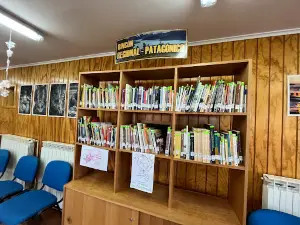 Biblioteca De Cerro Sombrero
