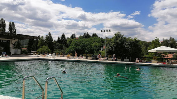 Open Olimpic Swimming Pool