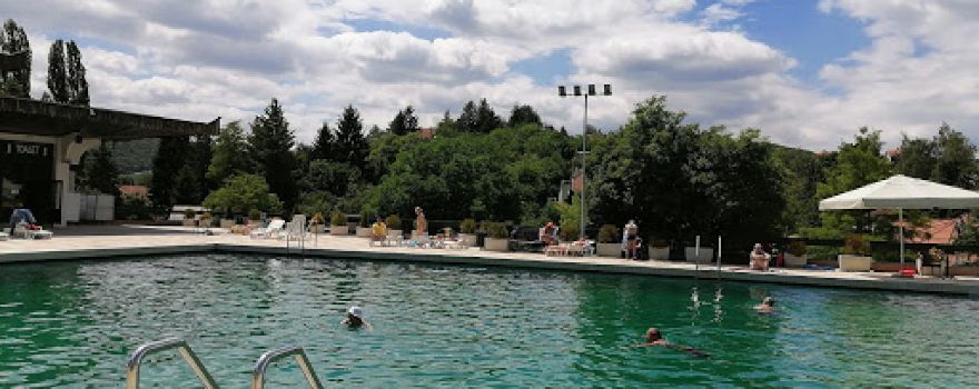 Open Olimpic Swimming Pool