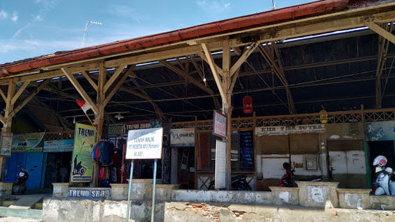 Rembang Station