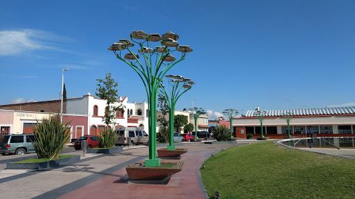 Landmark Square 450