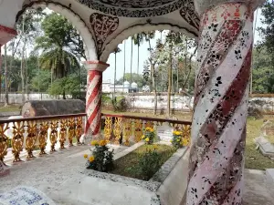 Royal Resort