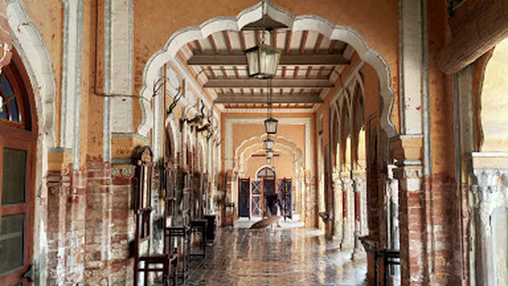 Faiz Mahal