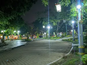Taman Bundaran GKB