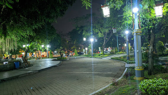 Taman Bundaran GKB