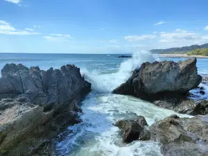 Playa Mal País